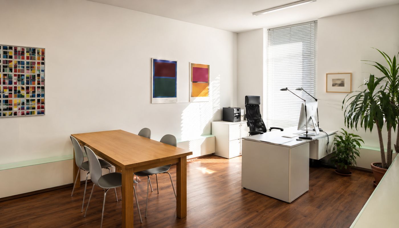 Besprechungs- und Arbeitsplatz in der Kanzlei