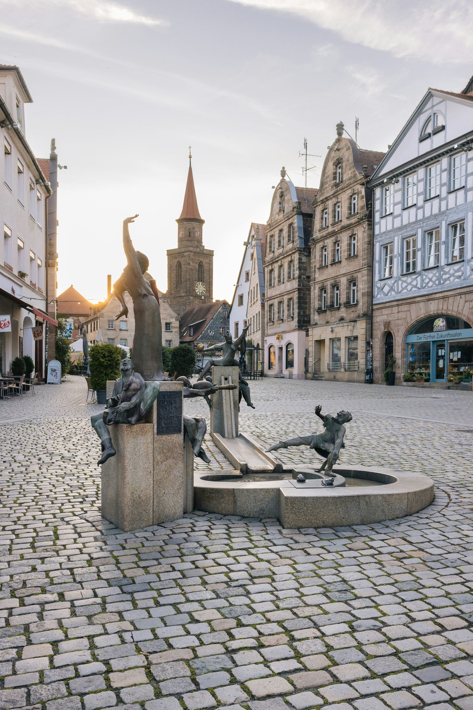 Marktplatz mit Brunnen in Fürth